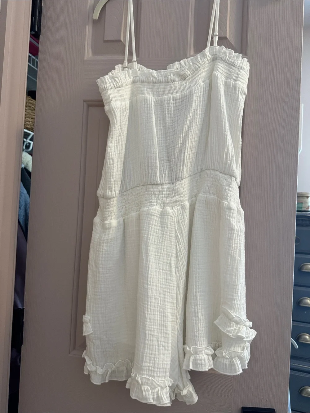 Womens NWT Entro Cream Ruffled One-Piece Romper